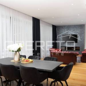 Moderna rezidencija 300 m2 s pogledom na more, ljetnom kuhinjom i vrhunskom opre