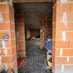 Na prodaju kuća u izgradnji – Muntić.