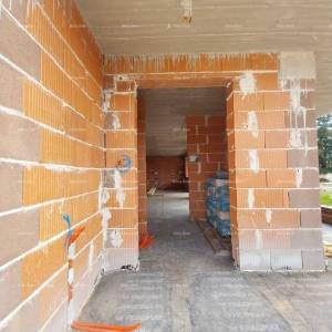 Na prodaju kuća u izgradnji – Muntić.