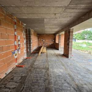 Na prodaju kuća u izgradnji – Muntić.