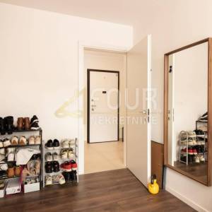 Najam, Marčelji, 84.13m2, 2s+db, balkon i terasa, zajednički bazen