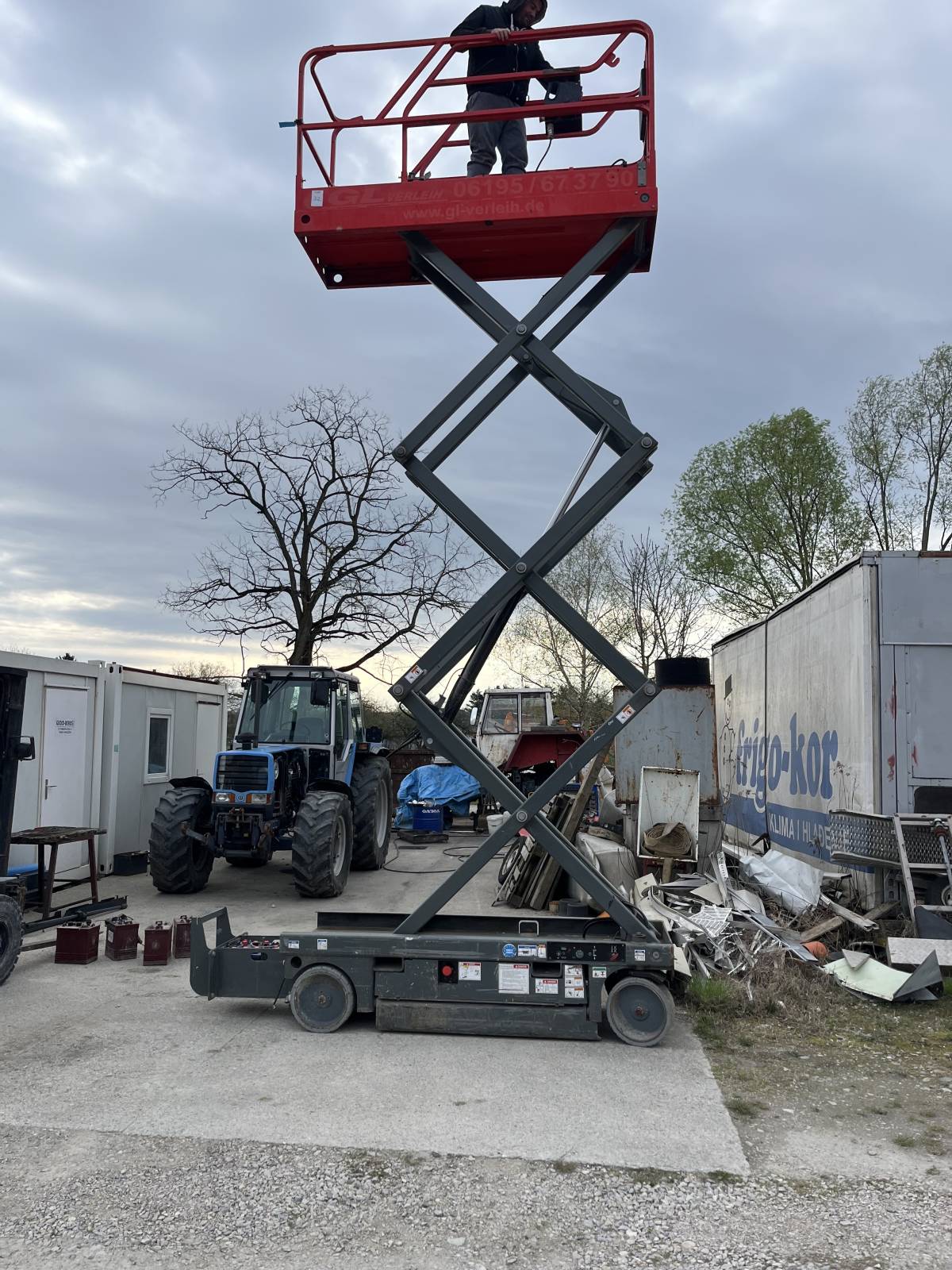 Najam podizne platforme/bine