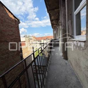 NAJAM, STAN, STROGI CENTAR, MAŽURANIĆEV TRG, 90M2