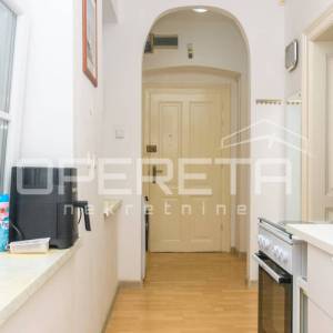 NAJAM STANA U STROGOM CENTRU GRADA!