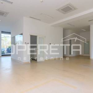 Najam, Ulični lokal, Trnje, Strojarska cesta, 400m2