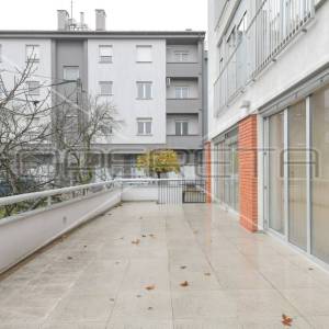 Najam, Ured, Rudeš, Majevička , 170m2