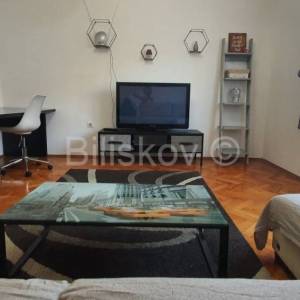 Najam, Zagreb, Kustošija centar, dvosoban stan, 65 m2 + loggia