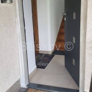 Najam, Zagreb, Kustošija centar, dvosoban stan, 65 m2 + loggia