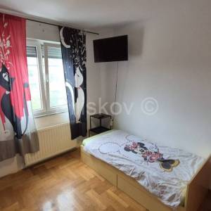 Najam,Jakuševec,lijep komforan trosoban stan,površine 66,35m2