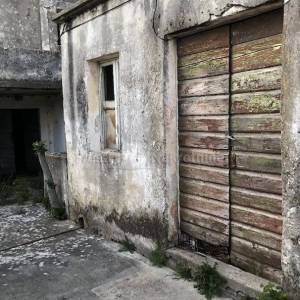 NINSKI STANOVI - KAMENA KUĆA