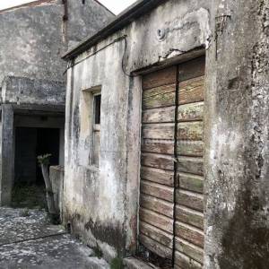 NINSKI STANOVI - KAMENA KUĆA