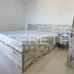 Novalja – 92 m², pogled na more, 3 terase, 2 parkinga