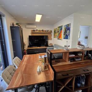 Novogradnja! Dvosoban stan s vrtom!