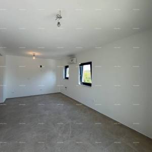 Novogradnja na odličnoj lokaciji.