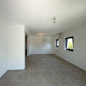 Novogradnja na odličnoj lokaciji.