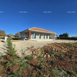 Novogradnja u Žminju.