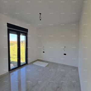 Novogradnja u Žminju.