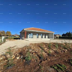 Novogradnja u Žminju.