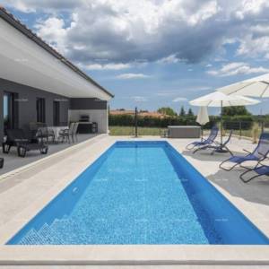 Novogradnja u Žminju.