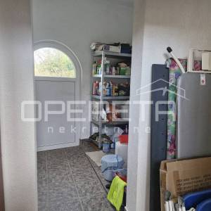 Obiteljska kuća s pogledom na Blatsko polje, Blato, otok Korčula