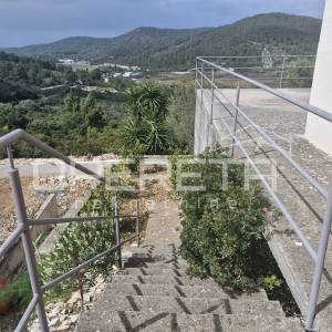 Obiteljska kuća s pogledom na Blatsko polje, Blato, otok Korčula