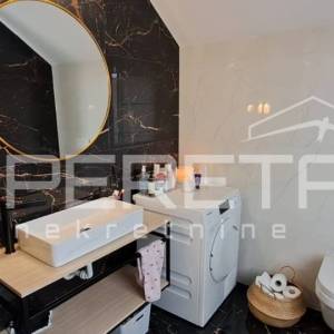 OBITELJSKA KUĆA, TUROPOLJE