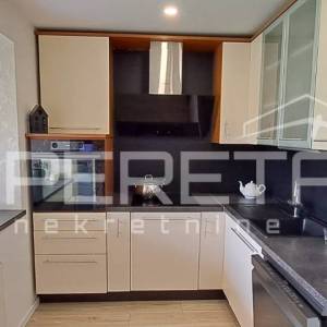 OBITELJSKA KUĆA, TUROPOLJE