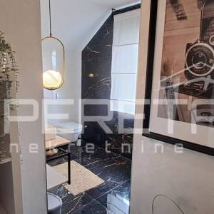 Elegantna kuća okružena zelenilom – potpuno namještena i useljiva