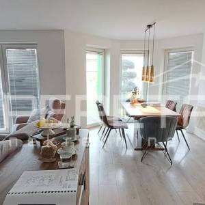 OBITELJSKA KUĆA, TUROPOLJE