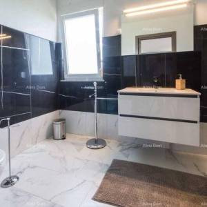 Okolica Labina samostojeća.