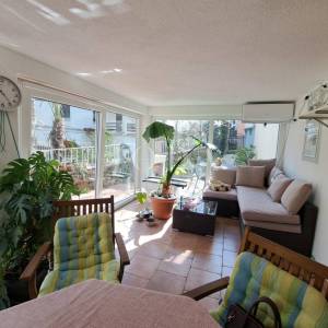 Omišalj - renovirana kuća s dvorištem u starom gradu 