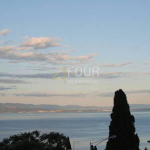 Opatija, 2s+db, 90m2, balkon, pogled na more