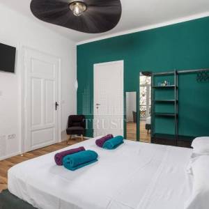 OPATIJA, CENTAR - Gospodski 3S+DB stan za najam