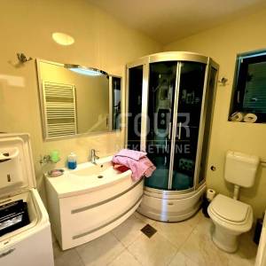 Opatija, Centar, vila s pogledom na more, 261m2