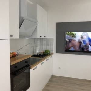 OPATIJA, OPRIČ – Luksuzna villa / objekt 505 m2 s bazenom i pogledom (prodaja)