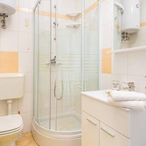 Opatija: Prostran stan 140 m², drugi red do mora s divnim pogledom (prodaja)