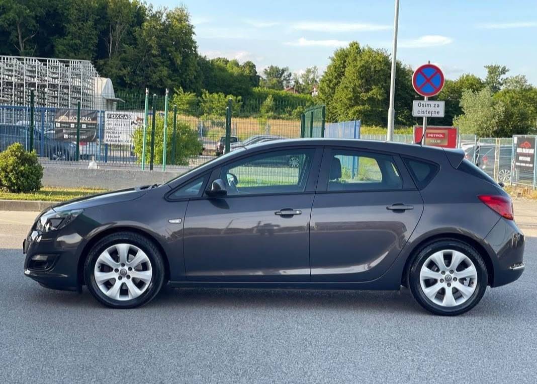 Opel Astra J,  1.7cdti ENJOY