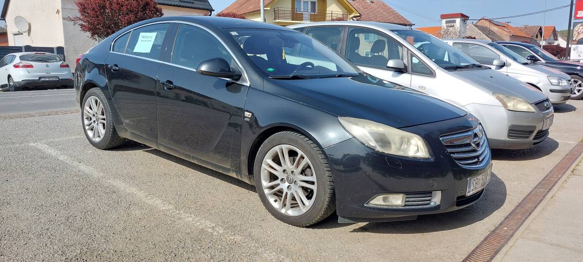 Opel Insignia 1.8 LPG