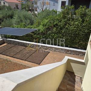 Otok Krk, 2s+db, 194.2m2, terasa, balkon, garaža