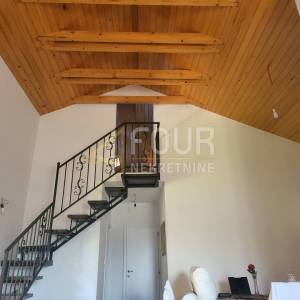 Otok Krk, 2s+db, 194.2m2, terasa, balkon, garaža