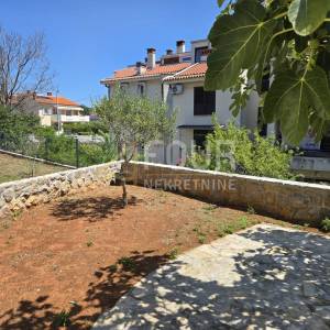 Otok Krk, 2s+db, 194.2m2, terasa, balkon, garaža