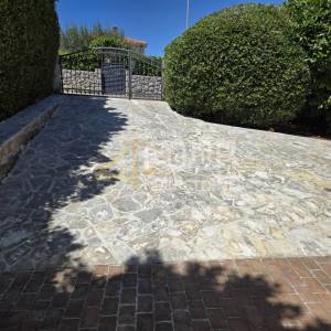 Otok Krk, 2s+db, 194.2m2, terasa, balkon, garaža