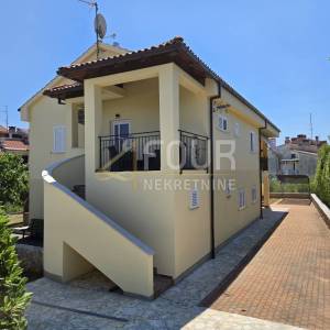 Otok Krk, 2s+db, 194.2m2, terasa, balkon, garaža