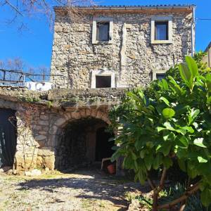 Otok Krk - kamena kuća za adaptaciju