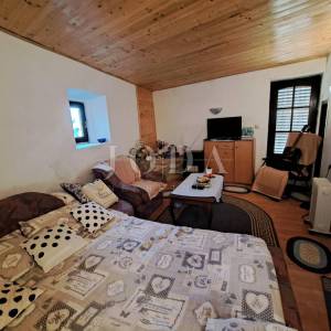 Otok Krk - kamena kuća za adaptaciju