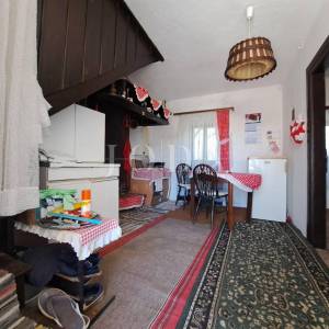 Otok Krk - kamena kuća za adaptaciju