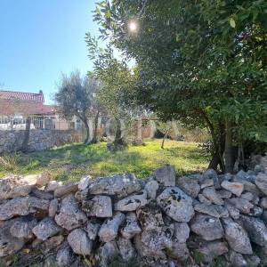 Otok Krk - kamena kuća za adaptaciju