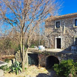 Otok Krk - kamena kuća za adaptaciju