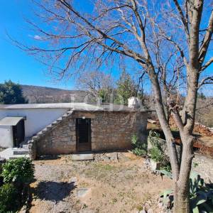 Otok Krk - kamena kuća za adaptaciju