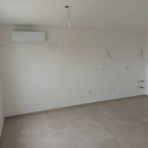OTOK PAG, POVLJANA - Apartman u prizemlju s vrtom
